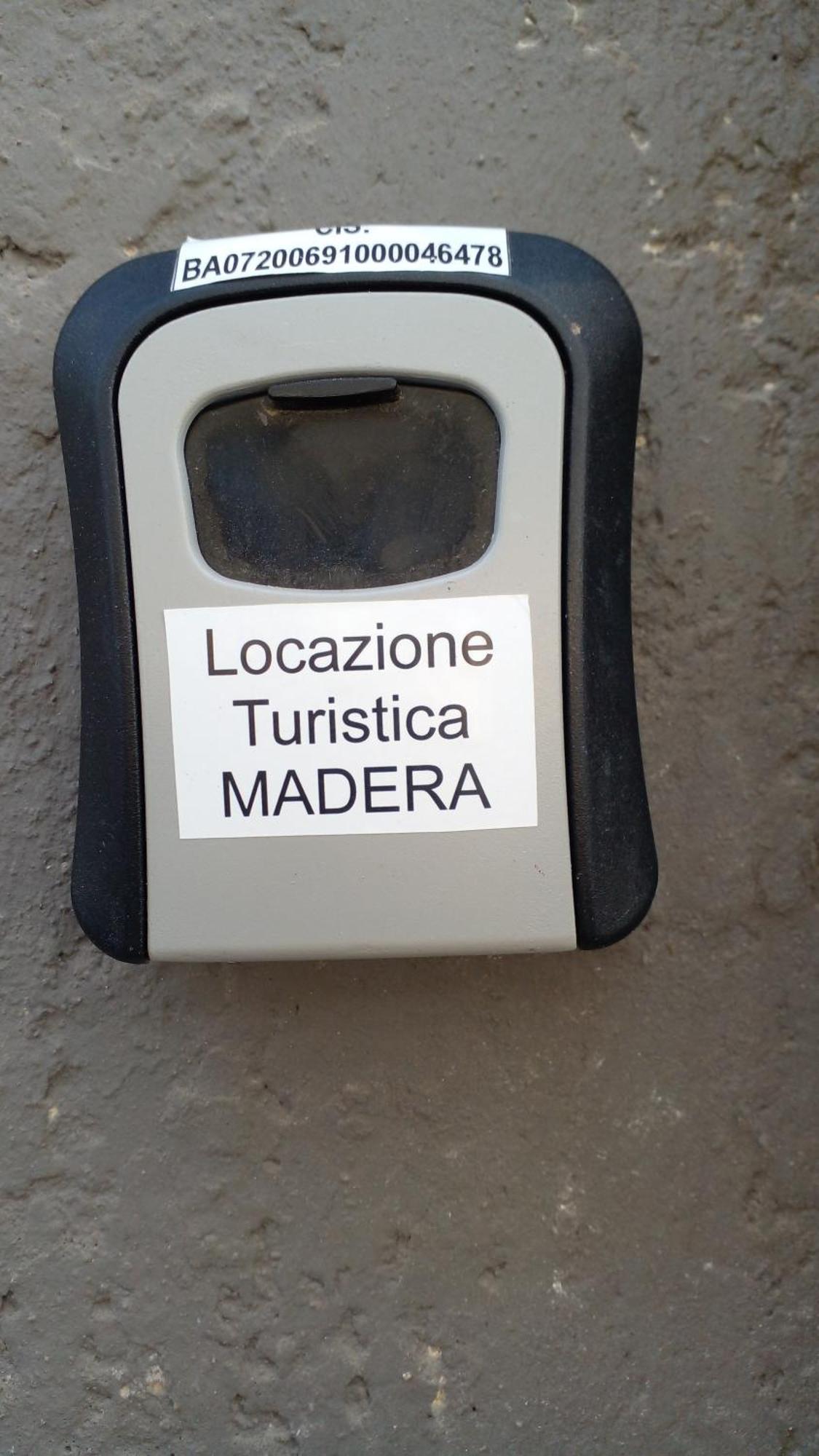 Locazione Turistica Madera Hotell Bari Eksteriør bilde